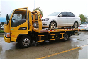 玉泉路附近拖车救援24小时服务热线
